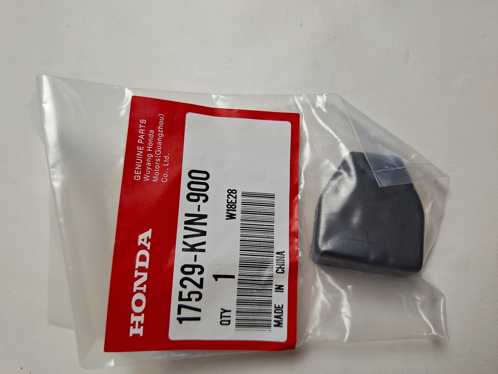 Picture of RUBBER,SHROUD MOU  17529-KVN-900  